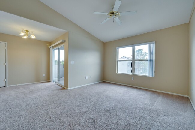 Building Photo - SW!! 2 Bedroom 2 Bath 2nd floor Condo!!! O...