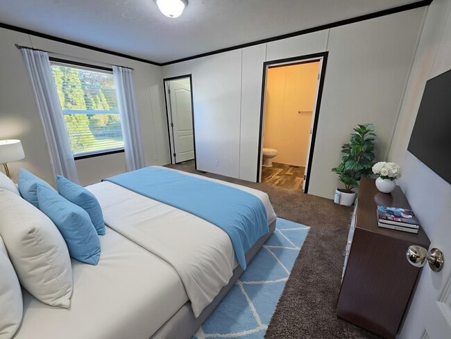 Building Photo - 3727 Birch St