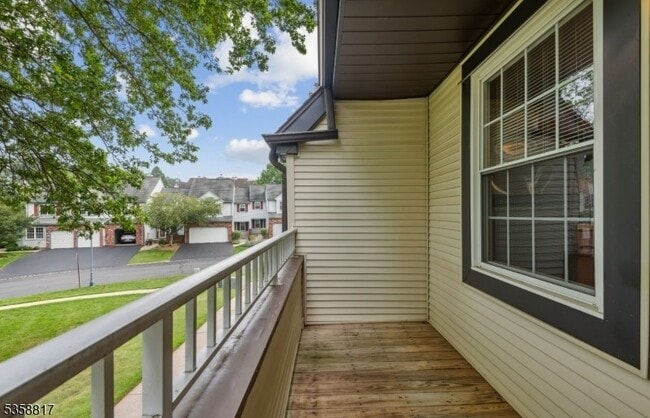 Building Photo - 1110 Pinhorn Dr