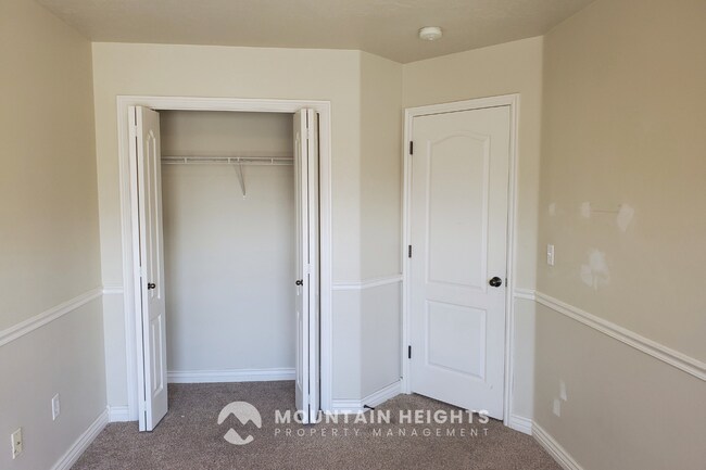 Building Photo - 3113 Provence Ln