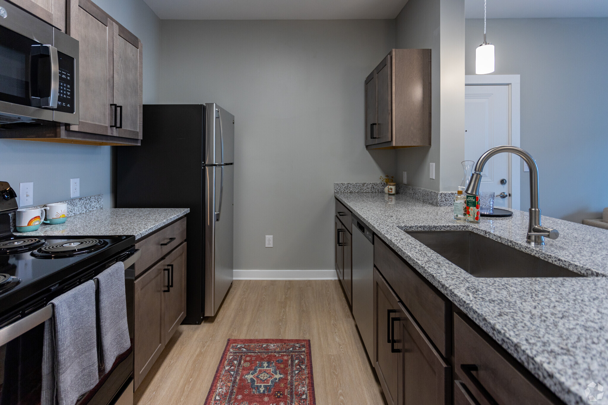 1 BR, 1 BA - 776SF - Ridgeview at Northgate