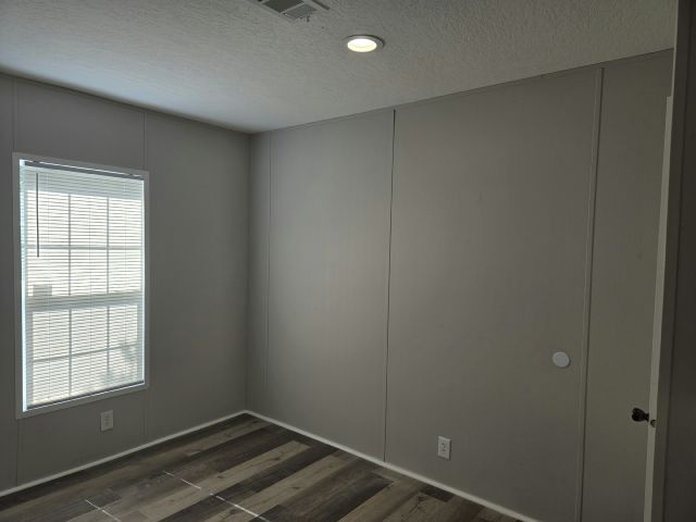 Building Photo - 209 Birch Ln