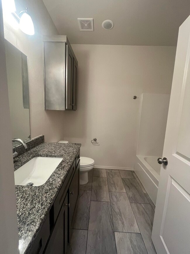 Building Photo - 2611 136th St