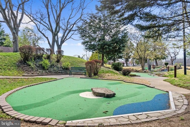 Building Photo - 2916 Bridgehampton Ct