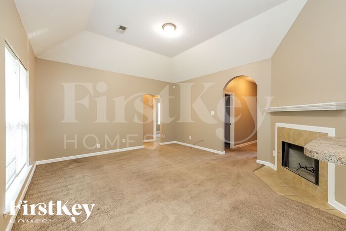 Building Photo - 3931 Neyland Valley Dr