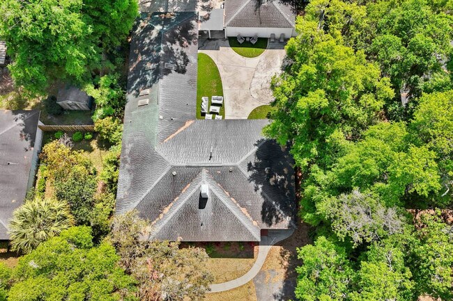 Building Photo - 1929 NW 7th Ln