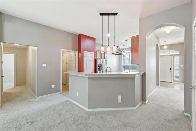 Building Photo - 6012 Parkplace Dr