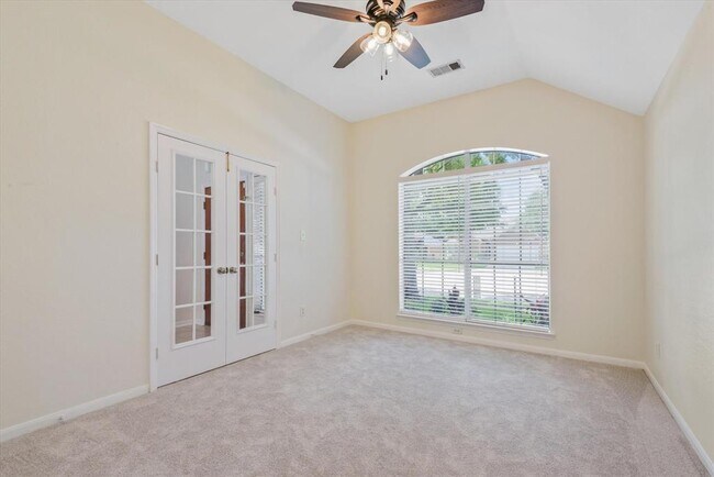Building Photo - 10222 Squirehill Ct