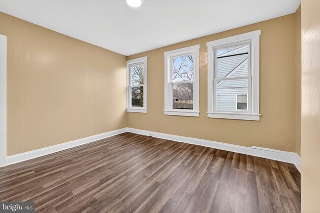 Building Photo - 541 Engard Ave