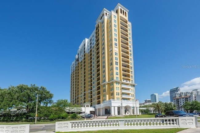 Primary Photo - 345 Bayshore Blvd