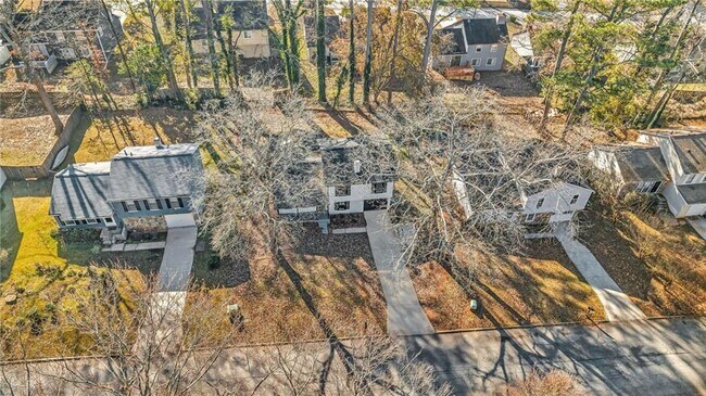 Building Photo - 3959 Wood Path Dr