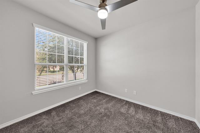 Building Photo - 2249 Barx Dr