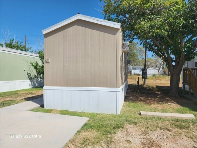 Building Photo - 1126 Gary Terrace