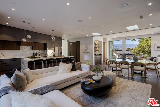 Building Photo - 3616 Cadman Dr