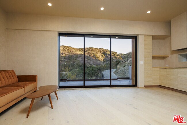 Building Photo - 3755 Camino de la Cumbre