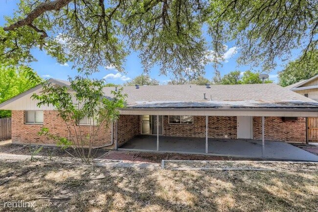Building Photo - 4 br, 2 bath House - 5623 Lon Chaney Drive