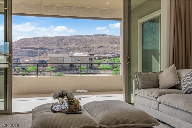 Building Photo - 10663 Stone Ledge Ave