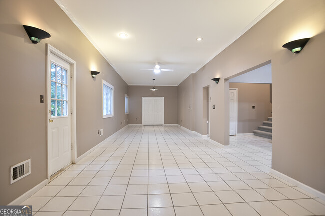 Building Photo - 5465 Derby Chase Ct