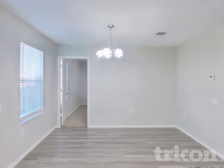 Building Photo - 6815 Hibiscus Falls