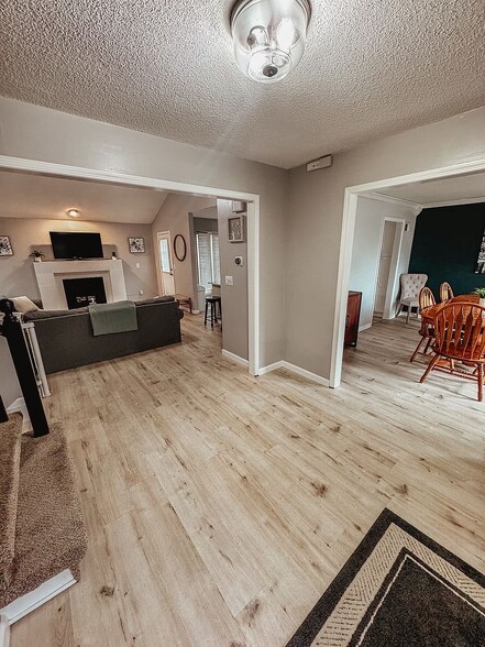 Building Photo - 8133 Swarner Dr