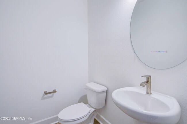 Building Photo - 22 Amalia Wy