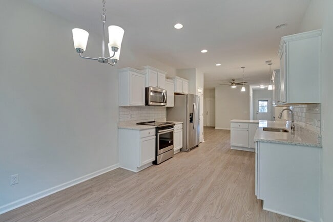 Building Photo - 146 Bellasera Wy