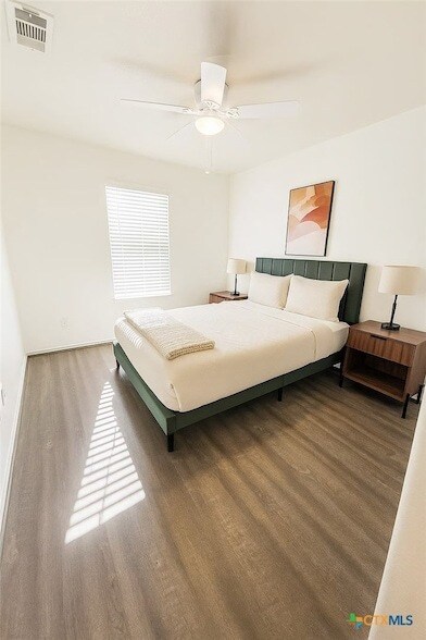 Building Photo - 2703 Tara Dr