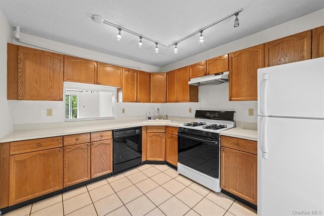 Building Photo - 6 Cumberland Ct