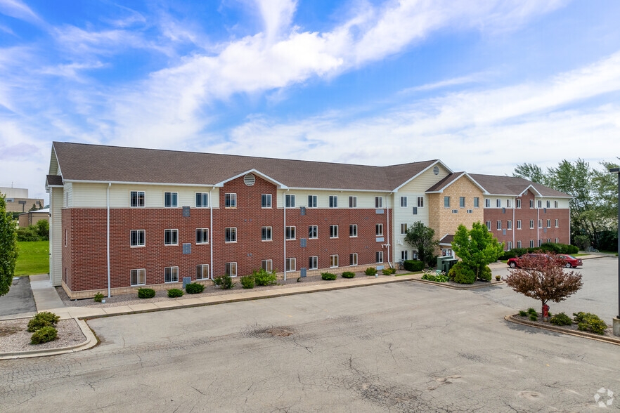 Building Photo - Fox Village Apartments