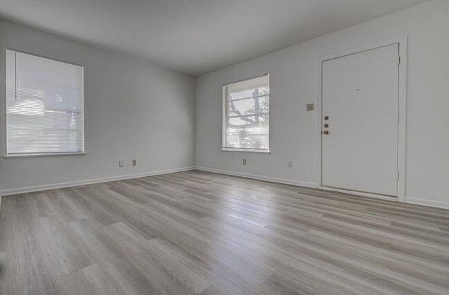 Building Photo - 11408 Tedford St