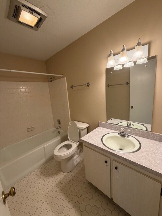 Building Photo - 2 BR | 1 BA Apartment in Goldsboro! ALL utilities included Electric | Water | Trash | Lawn Care *...