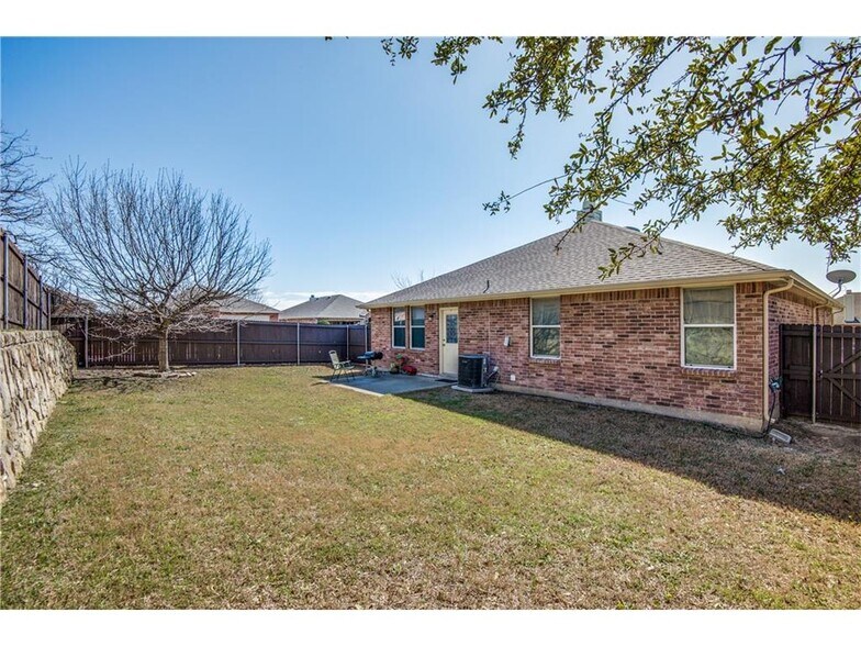 Building Photo - 9554 Byron Drive