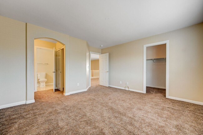 Building Photo - 1107 Aldenwood Ave