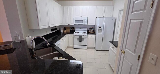 Building Photo - 4330 Cannon Ridge Ct