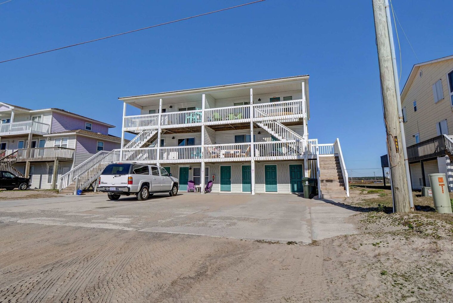 Building Photo - 237 Sea Shore Dr
