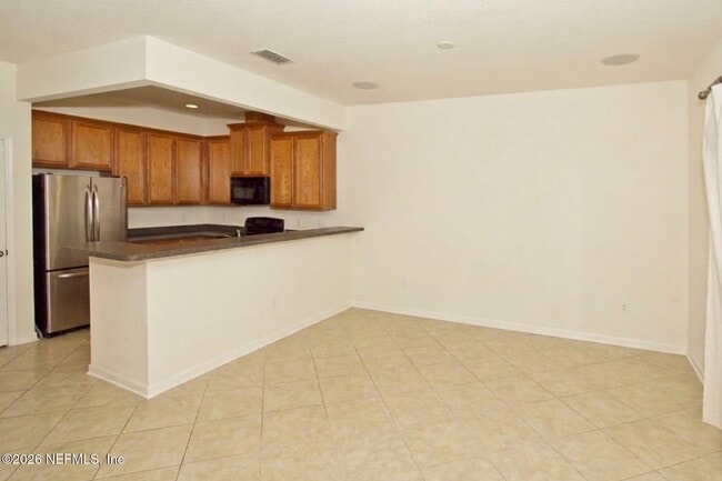 Building Photo - 12925 Spring Rain Rd