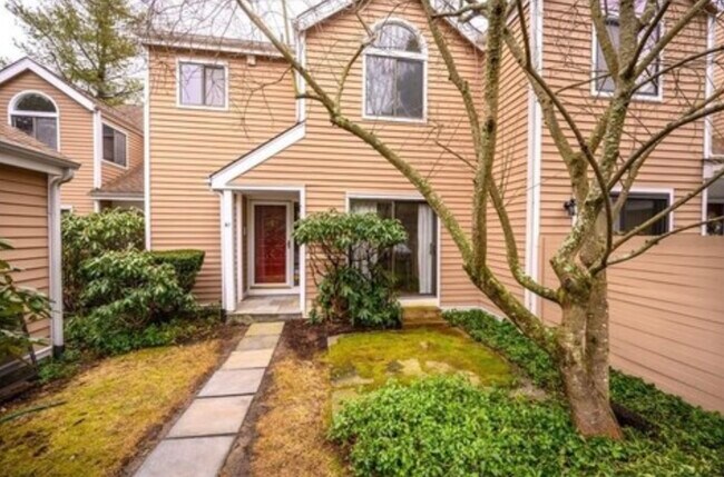 Primary Photo - 41 Rambling Brook Rd