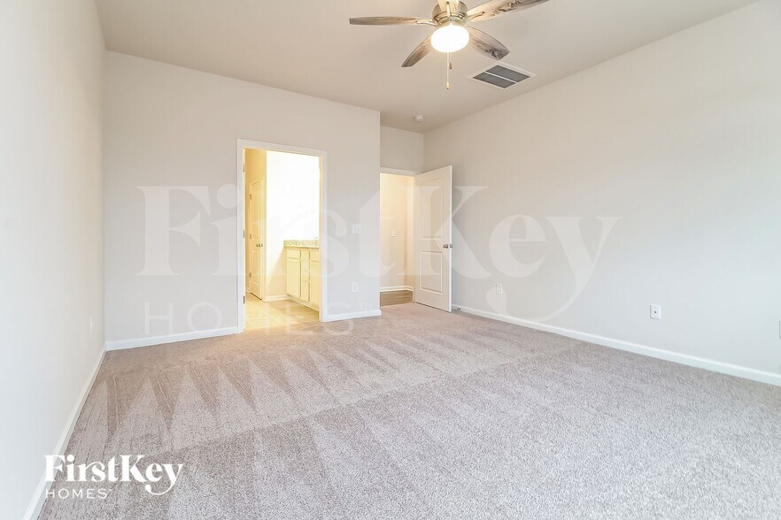 Building Photo - 602 Goldburn Wy