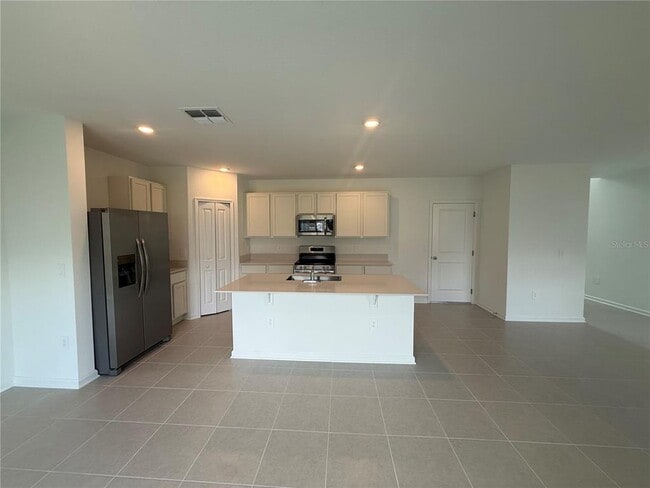 Building Photo - 4378 River Beacon Blvd