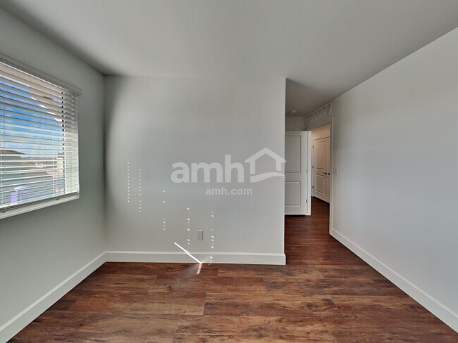 Building Photo - 9742 N Camino Benicardo