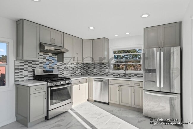 Building Photo - 1516 Magnolia St