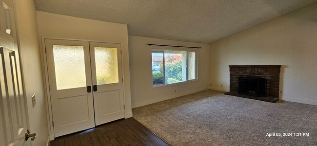 Building Photo - Orcutt Single Story Recently Updated Home ...