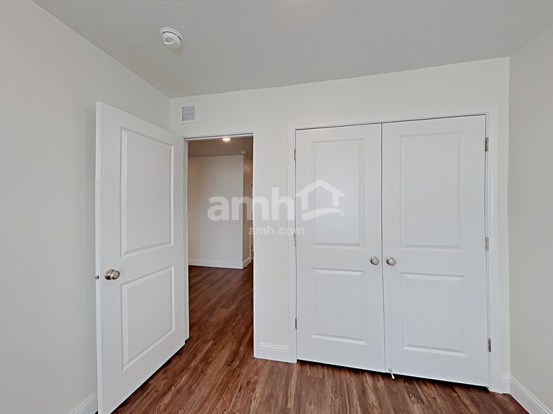 Building Photo - 1379 White St