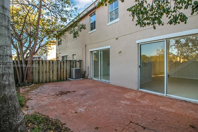 Building Photo - 27463 SW 137th Ct