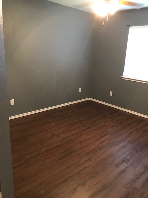 Building Photo - 2215 Sumac Dr