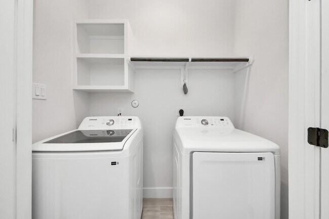 Building Photo - 5502 Wheatley St