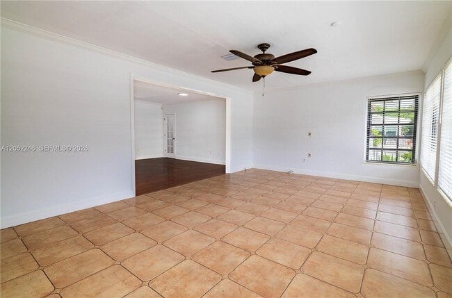 Building Photo - 740 Jeronimo Dr