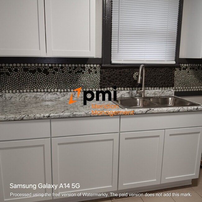 Building Photo - 1619 S Randolph St