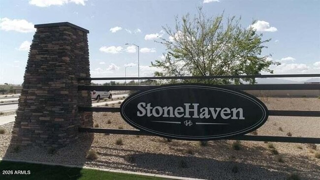 Building Photo - 8910 W Palo Verde Dr