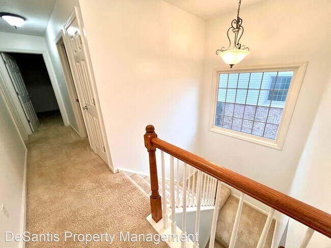 Building Photo - 3 br, 2.5 bath House - 108 Woodcrest Drive
